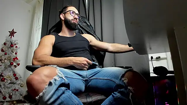 liamaesthetic online show from 7, 1, 2026