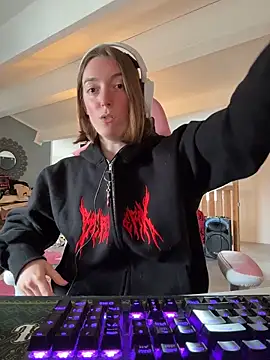 Daisy Michto Officiel online show from 12, 4, 2026