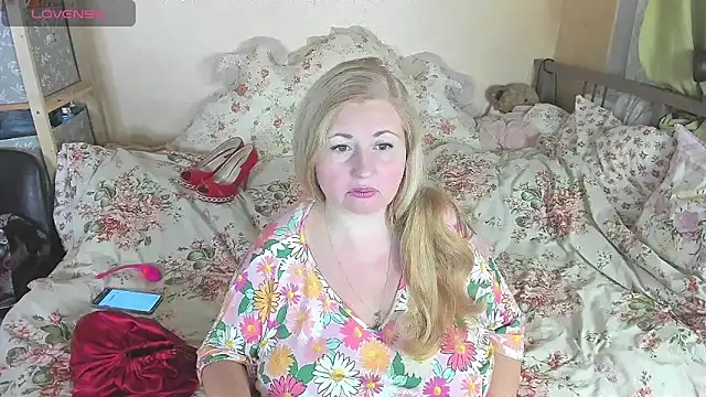 BustyDonnaSexyy online show from 25, 2, 2026