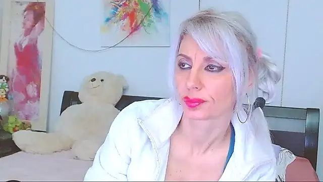 HoneyLara online show from 31, 1, 2026