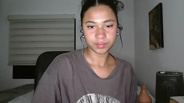 Snapshot of dark_enchantress_ chatting on 8, 7, 2026 dark enchantress online show from 8, 7, 2026