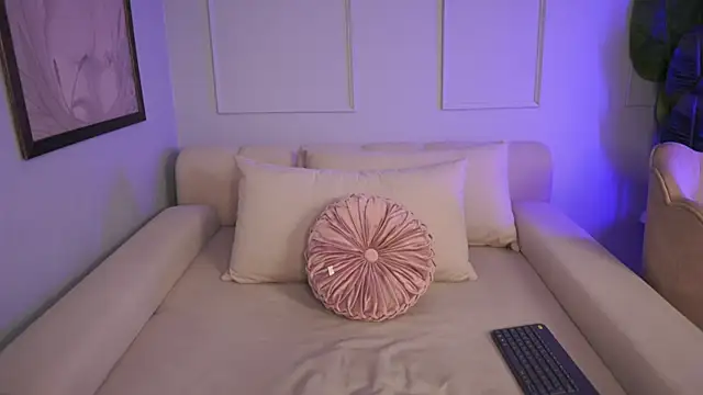 Snapshot of Lauraxx69 chatting on 27, 1, 2025 Lauraxx69 online show from 27, 1, 2025