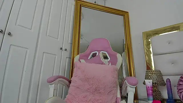 KendalStallyon online show from 5, 3, 2025