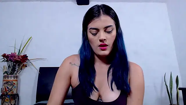 AikoTailor online show from 15, 9, 2025