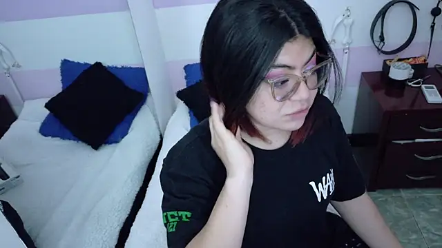 Catwhite  online show from 22, 11, 2025