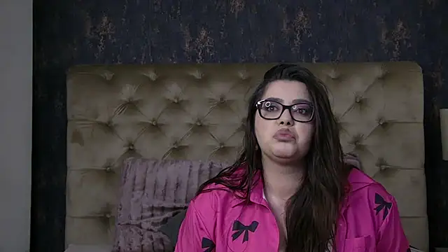 AriaRussell online show from 1, 4, 2026