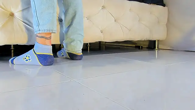 ArchieCollins online show from 6, 3, 2026