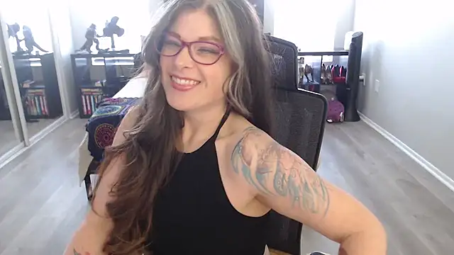 Snapshot of TheLenaAdams chatting on 29, 12, 2024 TheLenaAdams online show from 29, 12, 2024
