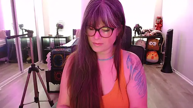 Snapshot of TheLenaAdams chatting on 9, 9, 2025 TheLenaAdams online show from 9, 9, 2025