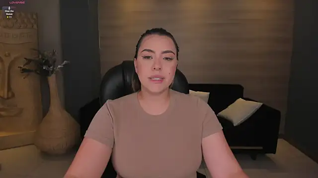 Snapshot of MartinnaBonnet chatting on 2, 1, 2025 MartinnaBonnet online show from 2, 1, 2025