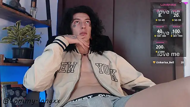 tommylongxx online show from 15, 9, 2025