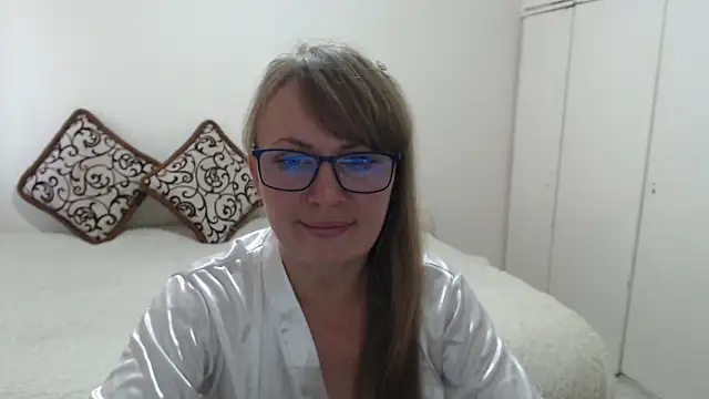 MargotLot online show from 12, 6, 2026