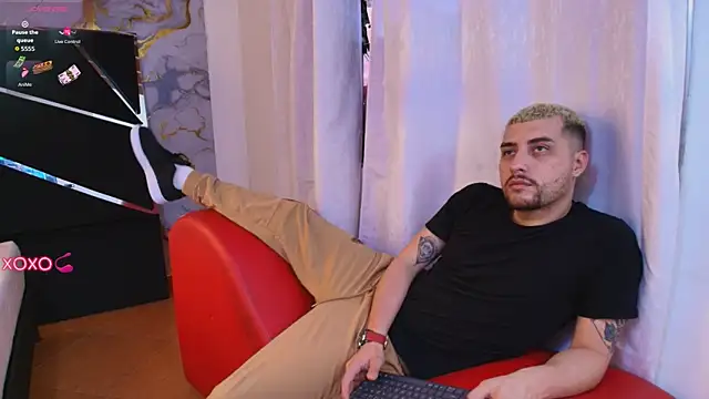 Pleasure Vibes23 online show from 13, 10, 2025