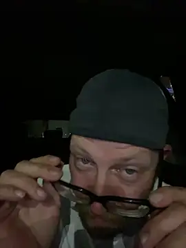 Snapshot of Tomas_Zaddy chatting on 4, 12, 2024 Tomas Zaddy online show from 4, 12, 2024