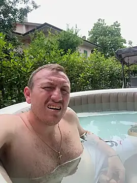 danicohoney online show from 24, 6, 2026
