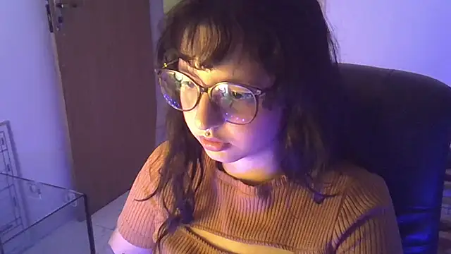 Snapshot of myamillor chatting on 7, 12, 2024 myamillor online show from 7, 12, 2024