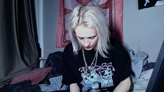 Alien Bella online show from 20, 7, 2026