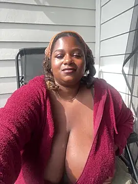 Snapshot of BigFineSelena chatting on 18, 5, 2026 BigFineSelena online show from 18, 5, 2026