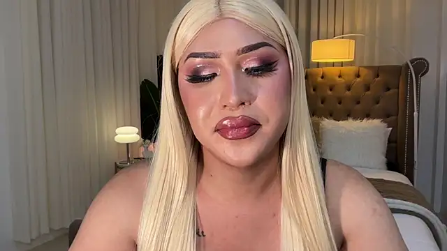 Your Majesty Tyra online show from 12, 3, 2025