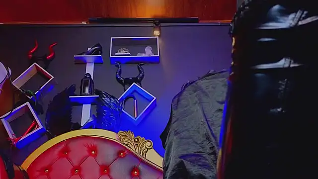 PerlaDivaio online show from 10, 1, 2025