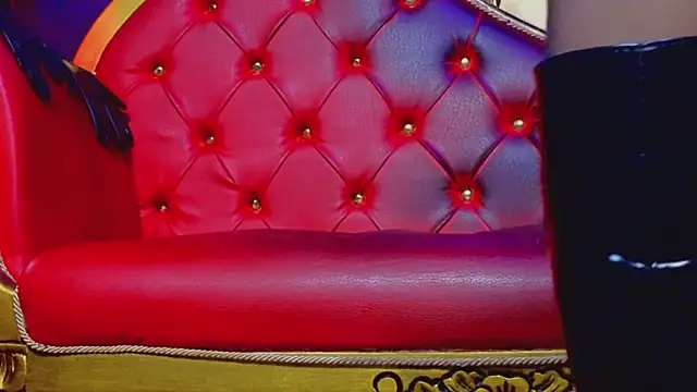 PerlaDivaio online show from 4, 2, 2025