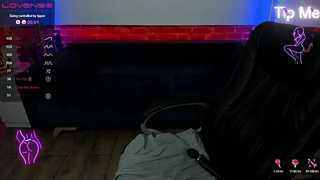 Kamilla Hot online show from 17, 3, 2025