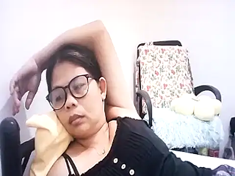 pinay milfxx online show from 7, 5, 2026