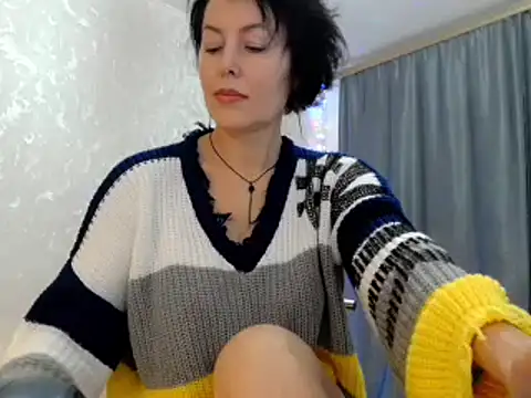 Snapshot of elenaza chatting on 13, 12, 2024 elenaza online show from 13, 12, 2024