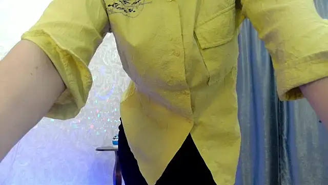 Snapshot of elenaza chatting on 11, 10, 2025 elenaza online show from 11, 10, 2025