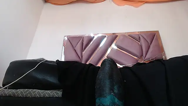 Snapshot of morenahott1 chatting on 9, 1, 2025 morenahott1 online show from 9, 1, 2025