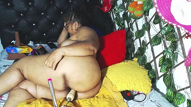 mature beautiful online show from 28, 2, 2025