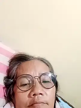 Snapshot of SweetBootyMomma chatting on 21, 3, 2025 SweetBootyMomma online show from 21, 3, 2025