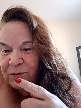 Snapshot of Yaya_Mineira chatting on 20, 1, 2025 Yaya Mineira online show from 20, 1, 2025