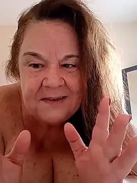 Snapshot of Yaya_Mineira chatting on 22, 1, 2025 Yaya Mineira online show from 22, 1, 2025