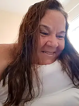 Snapshot of Yaya_Mineira chatting on 27, 1, 2025 Yaya Mineira online show from 27, 1, 2025