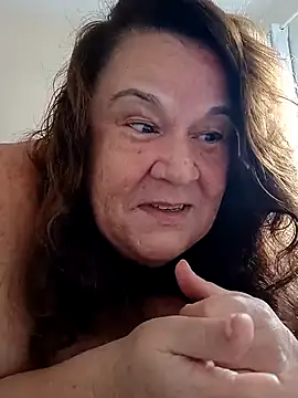 Snapshot of Yaya_Mineira chatting on 9, 3, 2025 Yaya Mineira online show from 9, 3, 2025