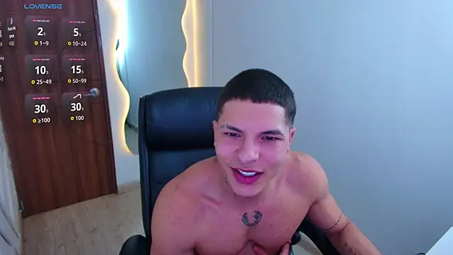 Snapshot of harrisoncuper chatting on 25, 5, 2026 harrisoncuper online show from 25, 5, 2026