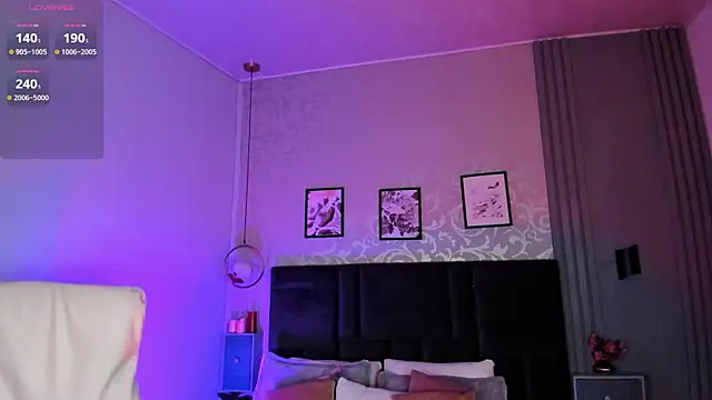 Snapshot of Lara_bombshell chatting on 19, 2, 2025 Lara bombshell online show from 19, 2, 2025