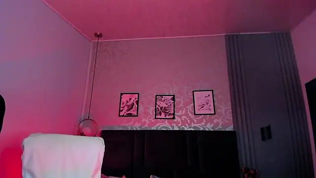 Snapshot of Lara_bombshell chatting on 21, 2, 2025 Lara bombshell online show from 21, 2, 2025