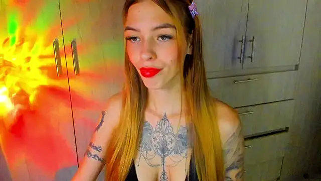 Snapshot of barbiee_05 chatting on 27, 9, 2025 barbiee 05 online show from 27, 9, 2025