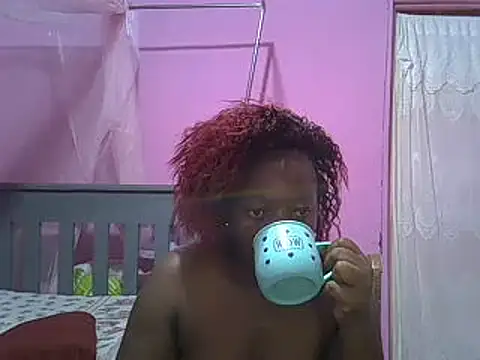 Snapshot of Ebonyceline chatting on 5, 1, 2025 Ebonyceline online show from 5, 1, 2025