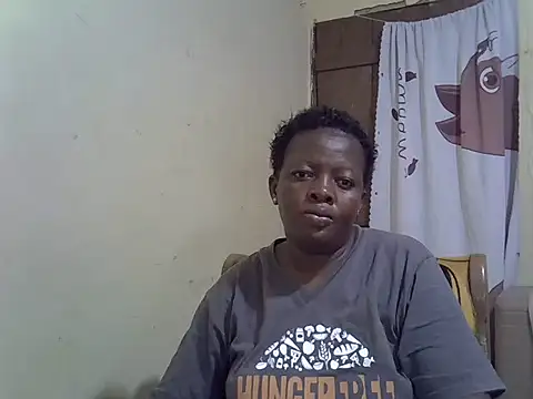 Snapshot of Ebonyceline chatting on 11, 9, 2025 Ebonyceline online show from 11, 9, 2025
