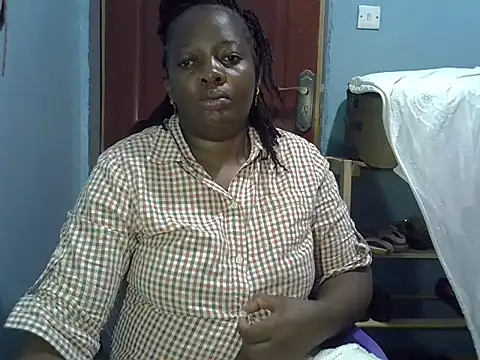 Snapshot of Ebonyceline chatting on 14, 5, 2026 Ebonyceline online show from 14, 5, 2026