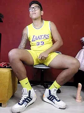 TomLover 12 online show from 19, 2, 2025