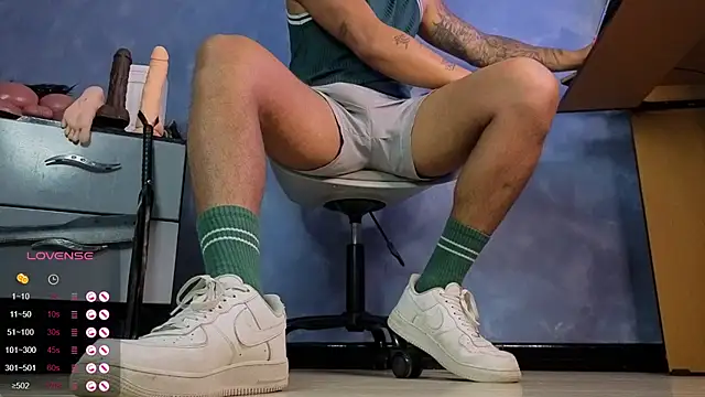 TomLover 12 online show from 31, 3, 2026