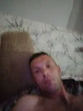 Snapshot of liderek83 chatting on 21, 6, 2026 liderek83 online show from 21, 6, 2026