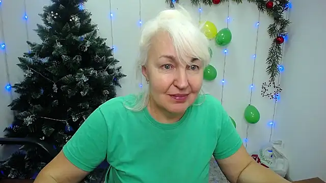 Snapshot of BlondyLeeBest chatting on 12, 1, 2025 BlondyLeeBest online show from 12, 1, 2025