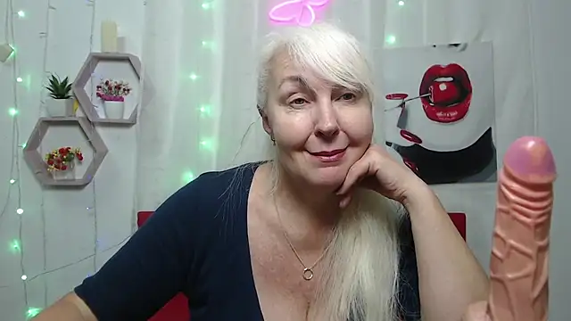 Snapshot of BlondyLeeBest chatting on 19, 1, 2025 BlondyLeeBest online show from 19, 1, 2025
