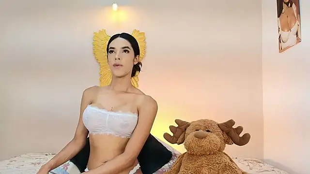 salome Collins 1 online show from 17, 5, 2026