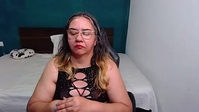 scaelettdubois online show from 16, 11, 2025